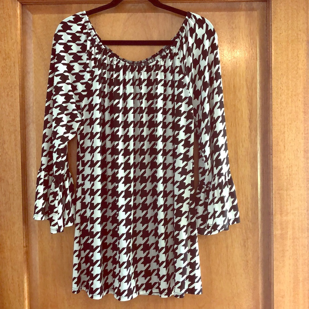 Gingham black and white tunic